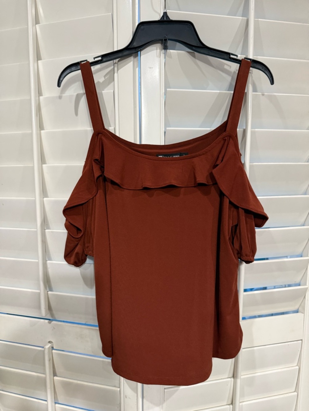 New York & Company Rust Cold-Shoulder Ruffle Camisole